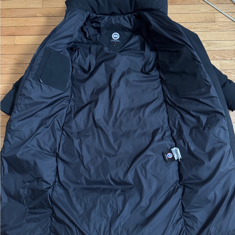 Canada Goose Long Black Parka with Red Logo - Picture 5 of 16